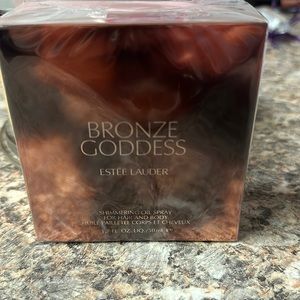 Bronze goddess Estée Lauder oil spray for hair and body
